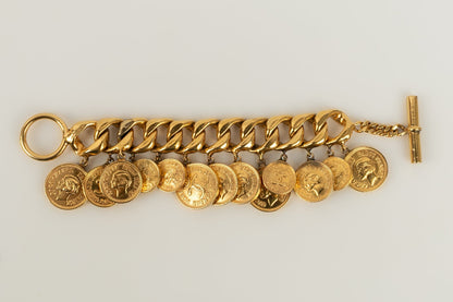 Bracelet doré Chanel