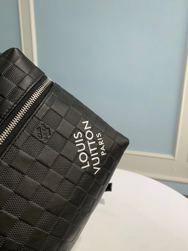Franco Shops - Louis Vuittons  - 15501
