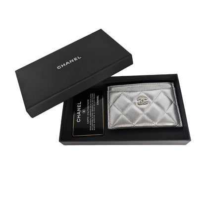 Chanel Metallic Lambskin Quilted CC Card Holder Silver