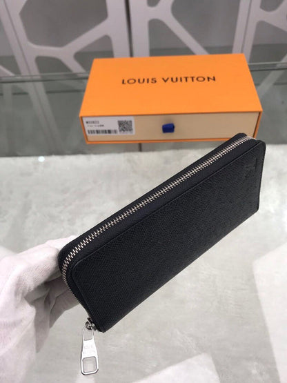 Franco Shops - Louis Vuittons  - 10862