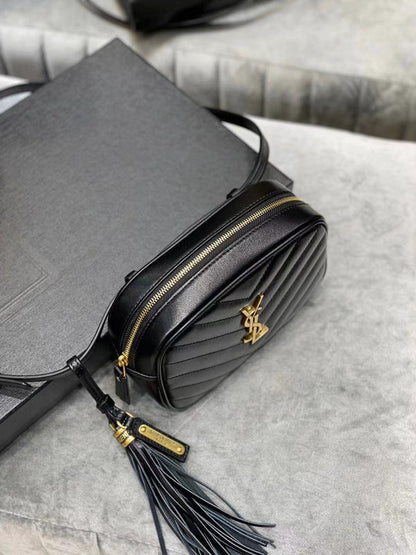 Yves Saint Laurent - Bags