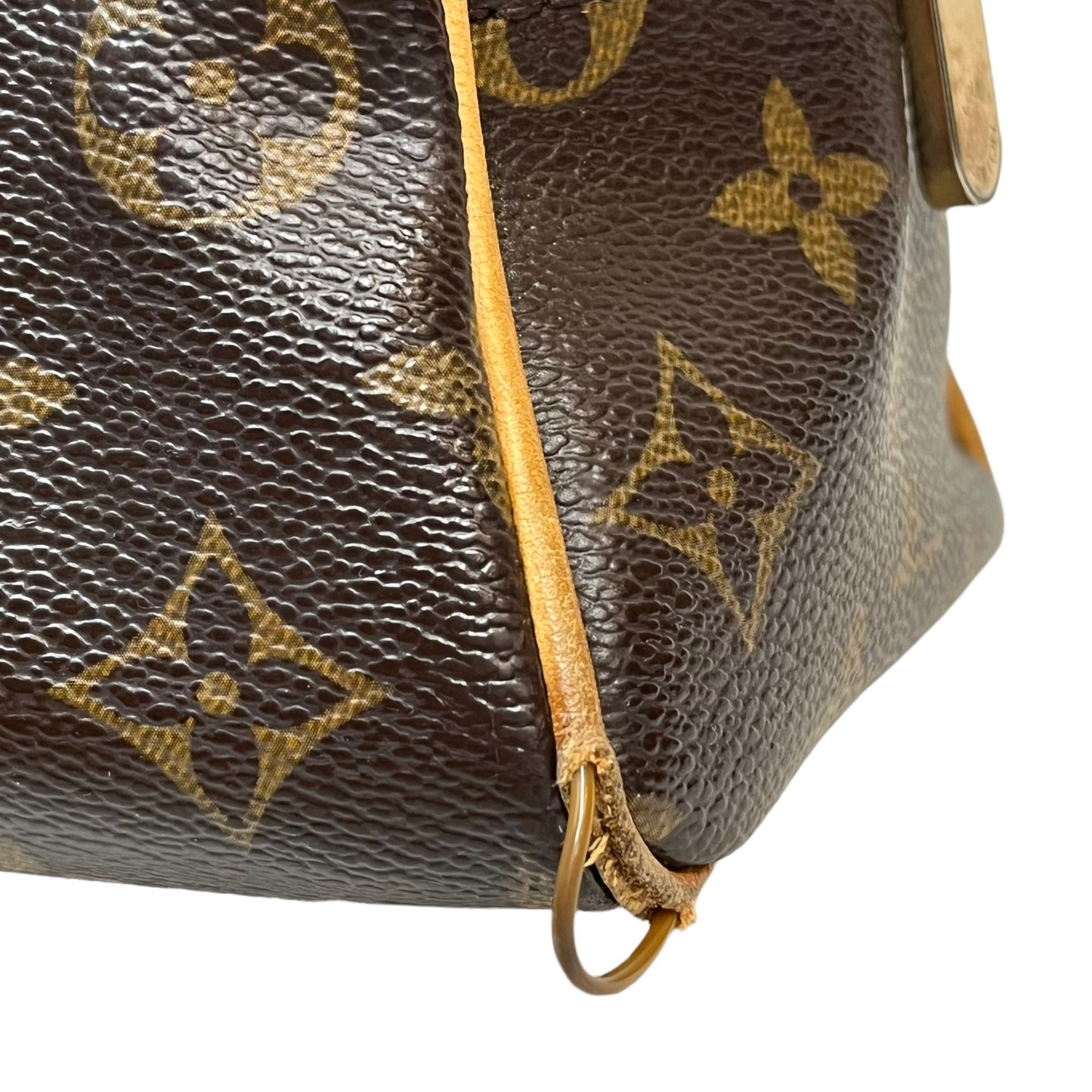 Handbag Luxury Designer By Louis Vuitton  Size: Medium