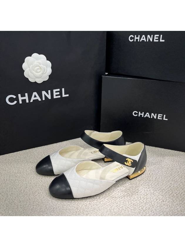 CC Logo Mary Jane Flat Black White Chanel