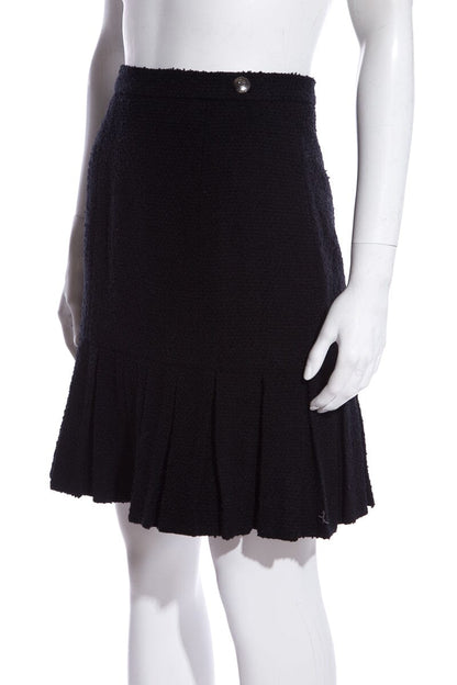 Chanel Black Tweed Pleated Bottom Skirt SZ 34