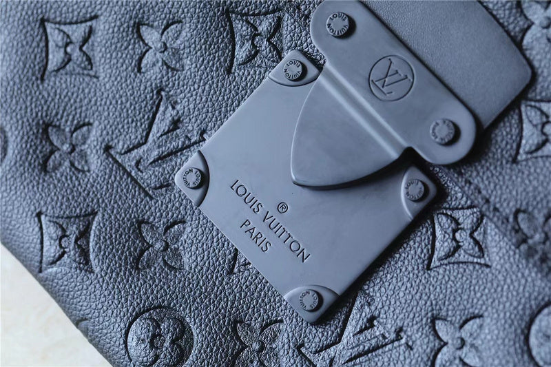 Franco Shops - Louis Vuittons  - 10509