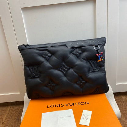 Franco Shops - Louis Vuittons  - 15515