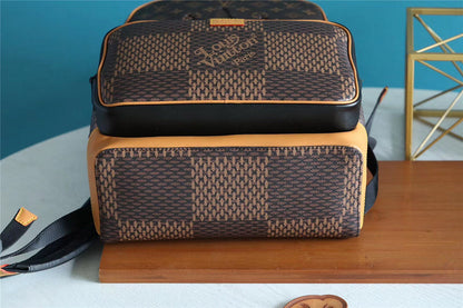 Franco Shops - Louis Vuittons  - 9780