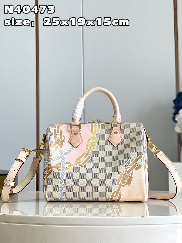 Franco Shops - Louis Vuittons  - 15711