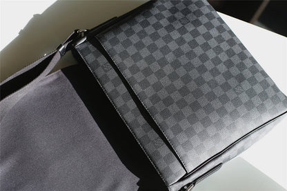 Franco Shops - Louis Vuittons  - 10415