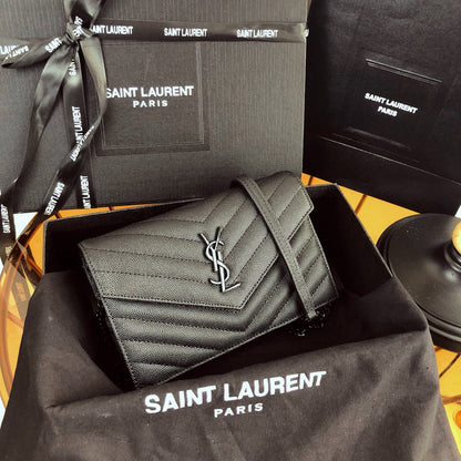 Yves Saint Laurent - Bags