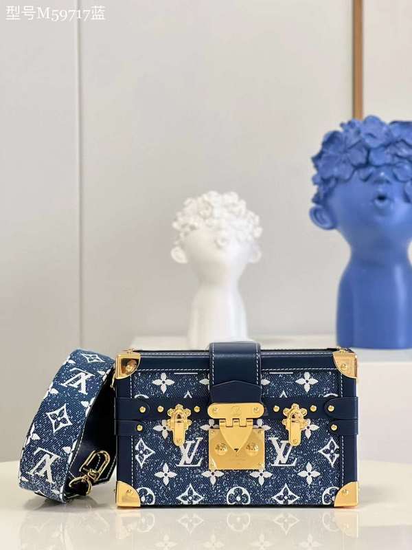 The Franco Shops - Louis Vuittons  - 12050