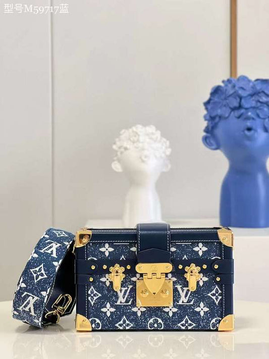 The Franco Shops - Louis Vuittons  - 12050