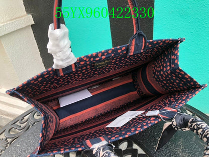 Christian Dior Bags Bags - The Tote   111