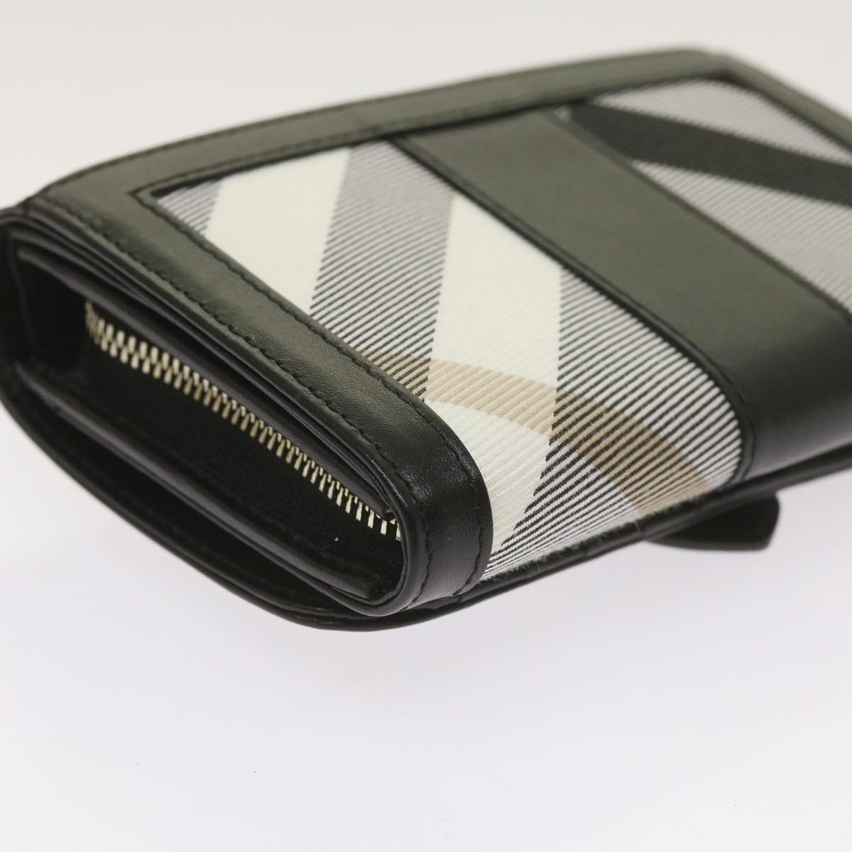 Burberry Nova Check Wallet Nylon Gray Black Auth bs12103