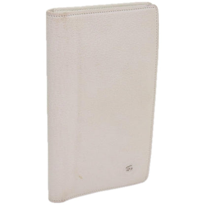 CHANEL Wallet Leather White CC Auth bs12464
