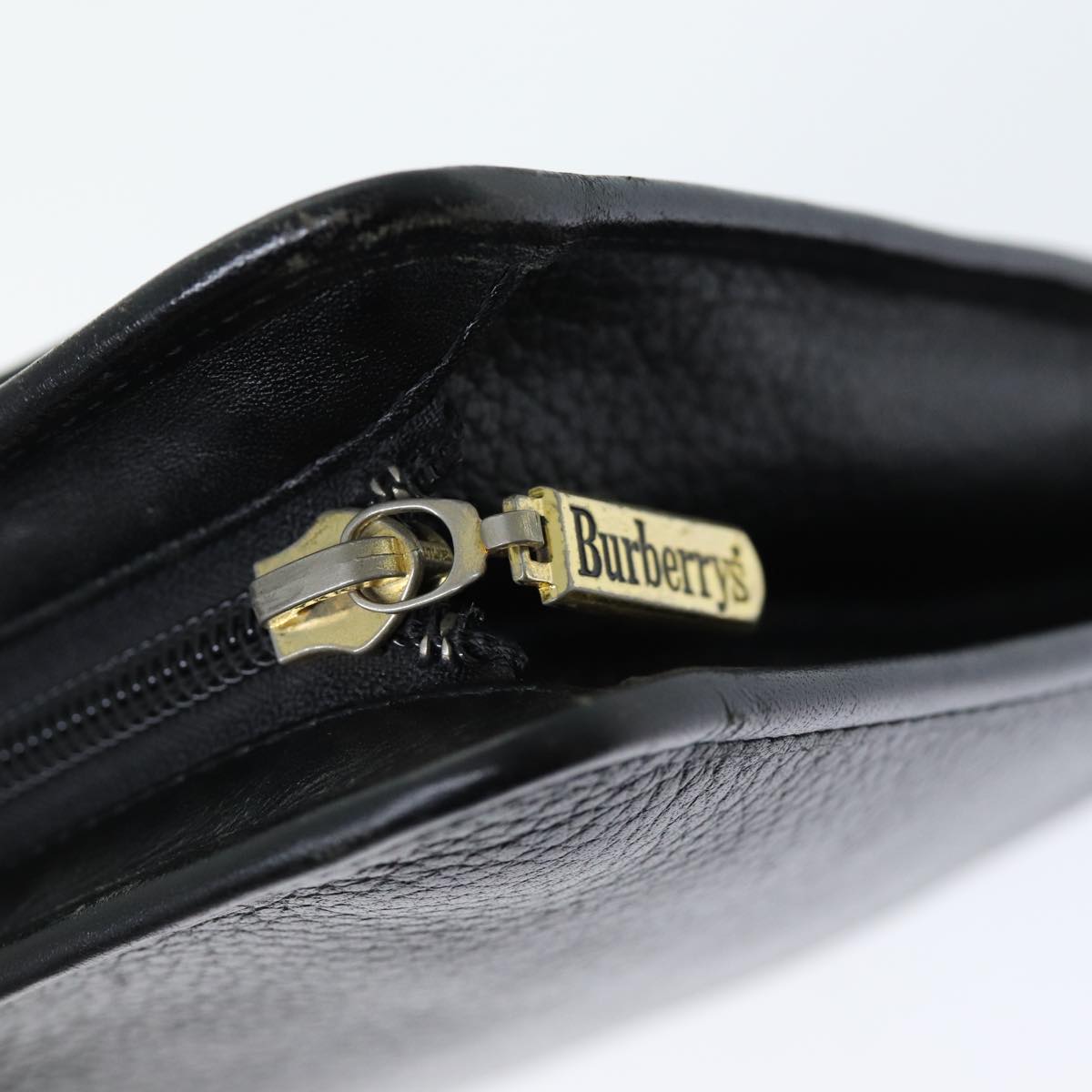 BurberrySs Clutch Bag Leather Black Auth bs14646