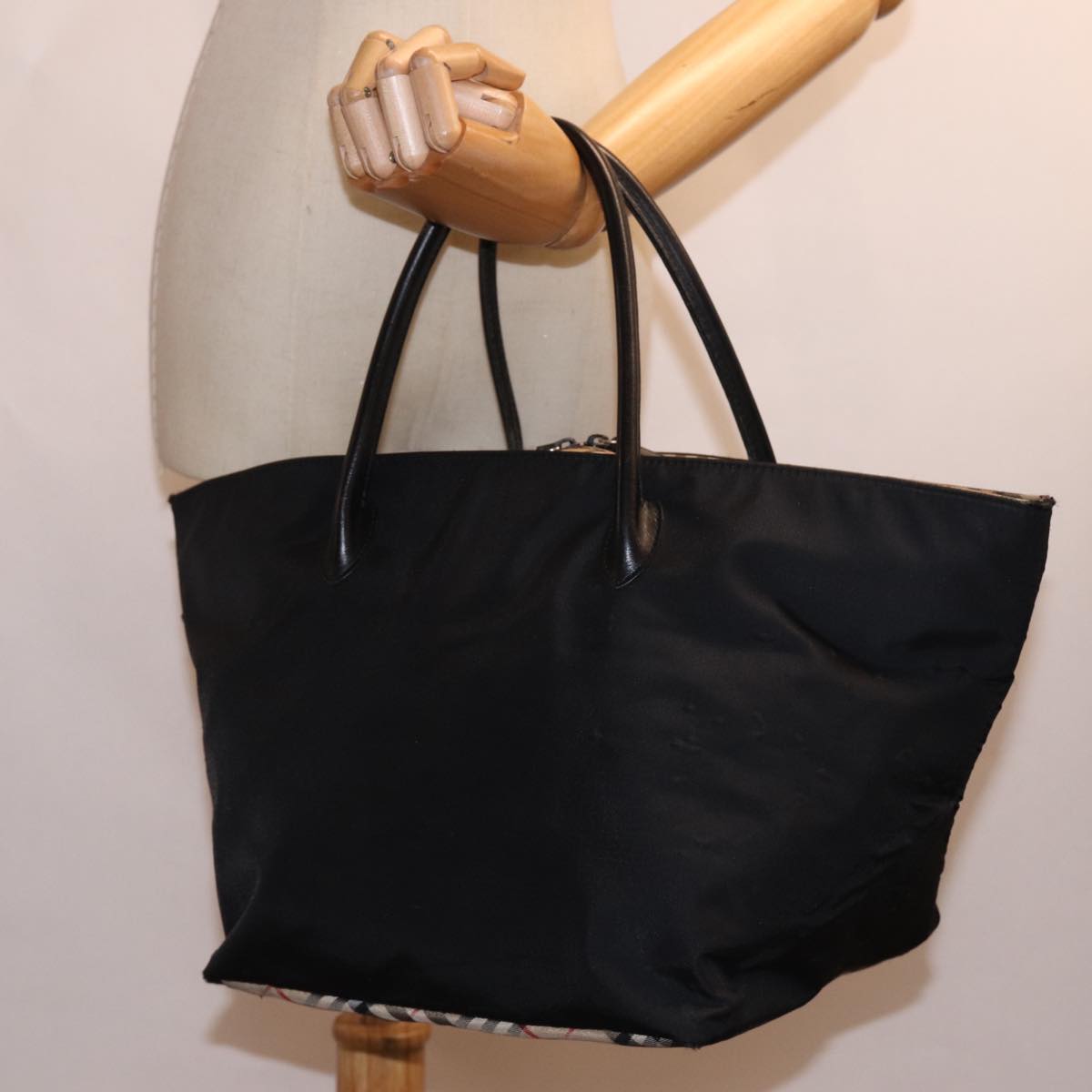 BURBERRYSs Nova Check Blue Label Hand Bag Nylon Beige Black Auth bs14994