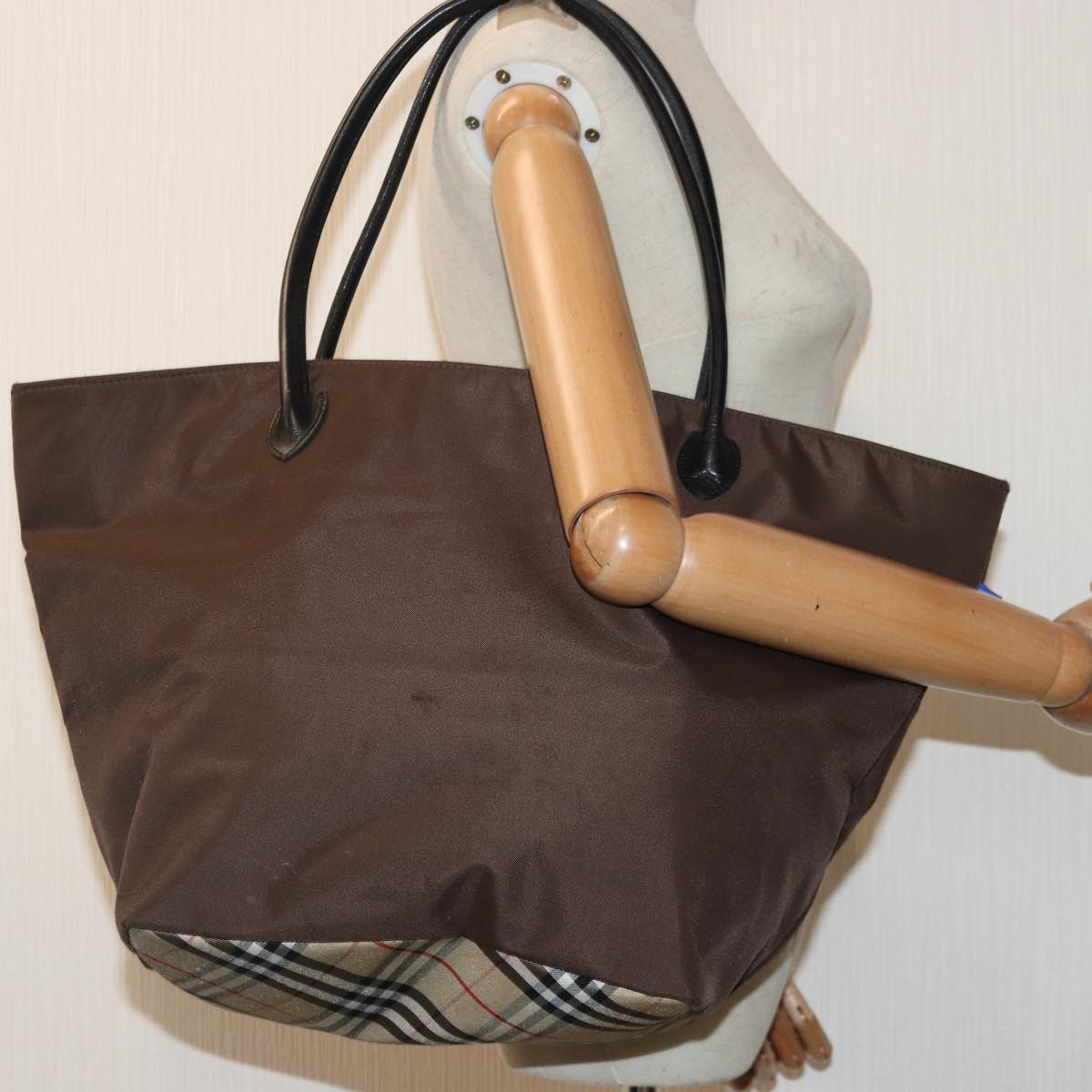 BURBERRYSs Nova Check Blue Label Hand Bag Nylon Brown Beige Auth bs16827