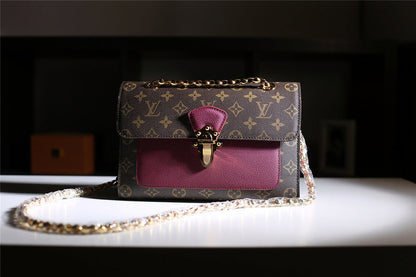 The Franco Shops - Louis Vuittons  - 7831