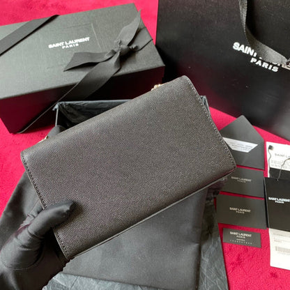 Yves Saint Laurent - Bags