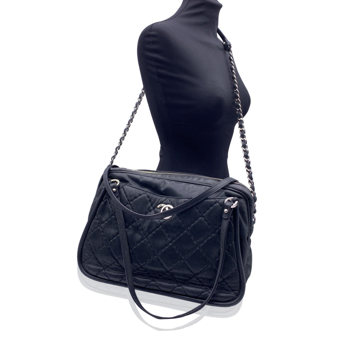 Chanel Chanel Shoulder Bag Relax CC Camera