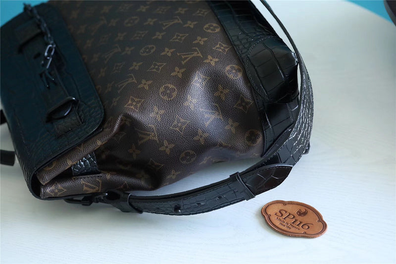 Franco Shops - Louis Vuittons  - 10438