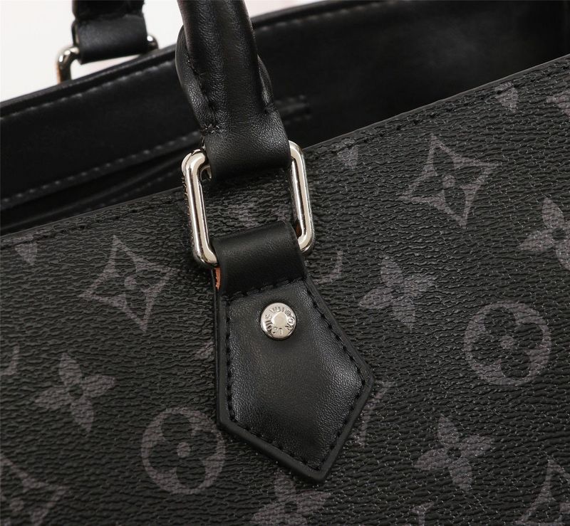 Franco Shops - Louis Vuittons  - 15519