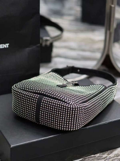 Yves Saint Laurent - Bags