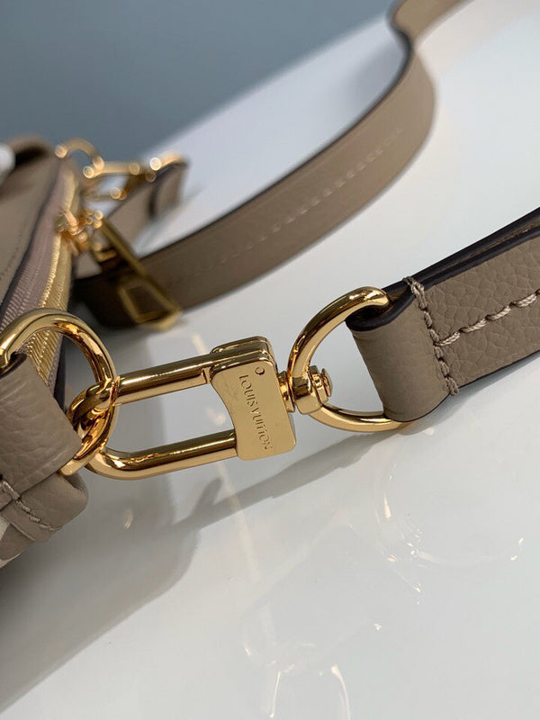 Franco Shops - Louis Vuittons  - 15405