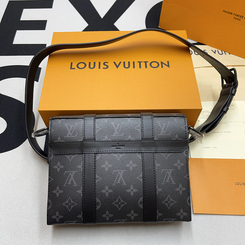 Franco Shops - Louis Vuittons  - 10071