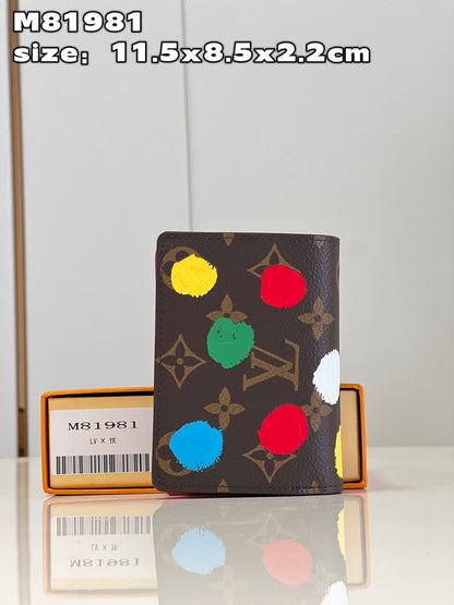 Franco Shops - Louis Vuittons  - 15704
