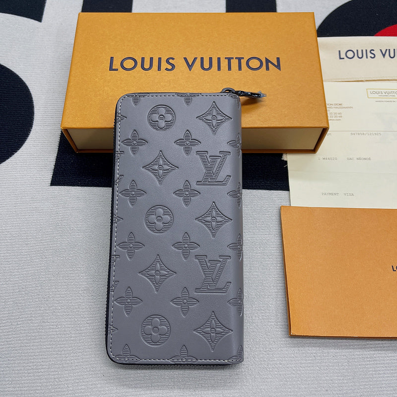 Franco Shops - Louis Vuittons  - 10722