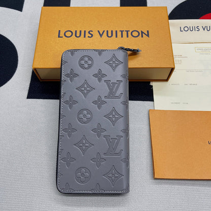 Franco Shops - Louis Vuittons  - 10722