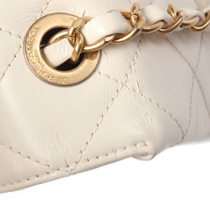 Chanel Quilted Leather Enchained Flap Bag Leather Shoulder Bag in Excellent condition