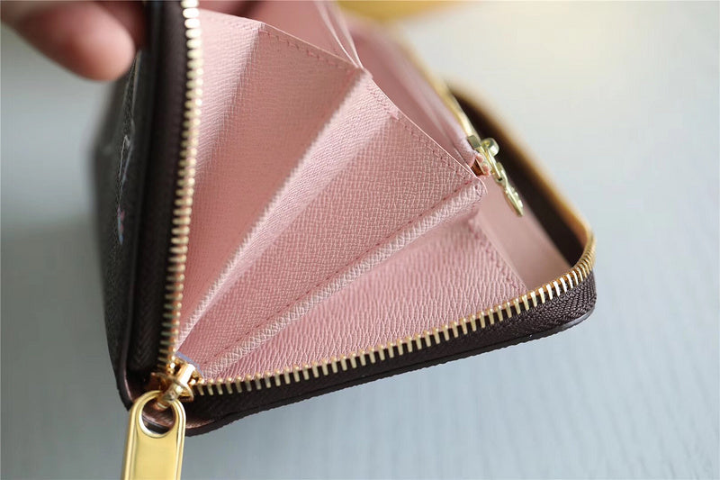 Franco Shops - Louis Vuittons  - 9222