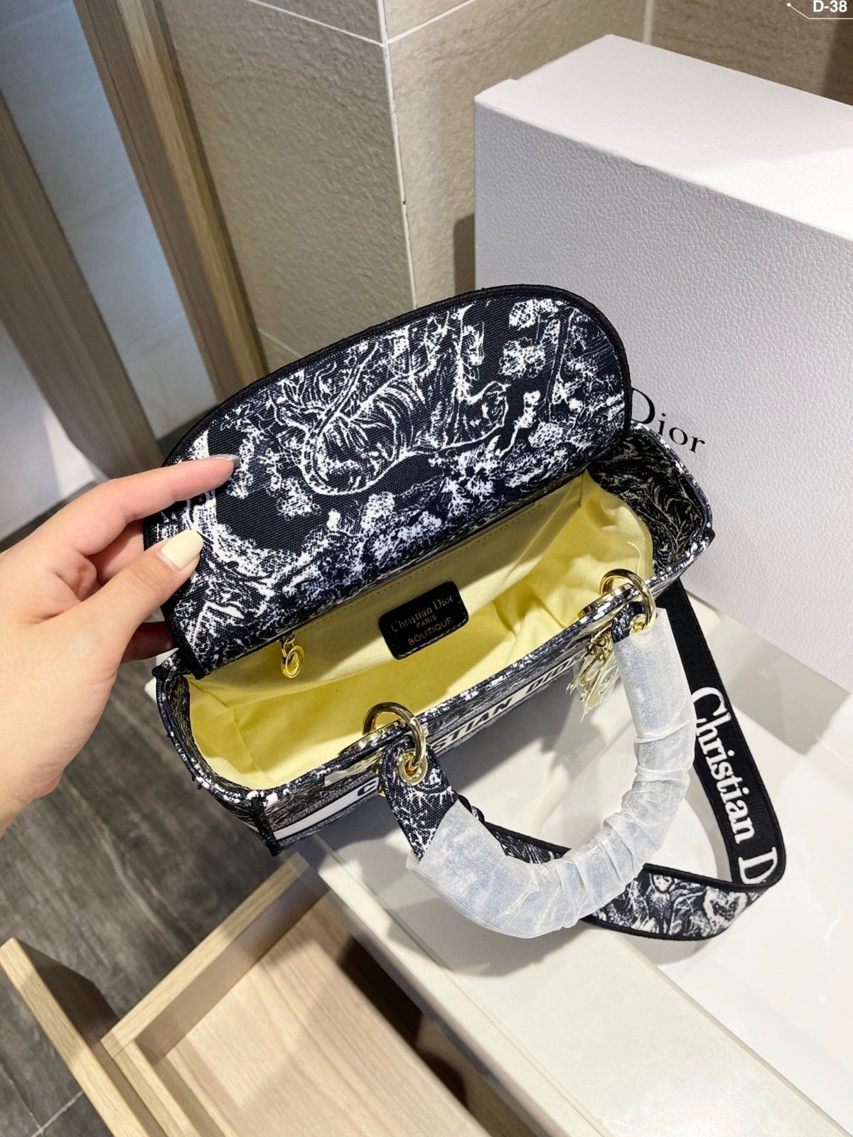 Luxury Edition Bags DIR 301