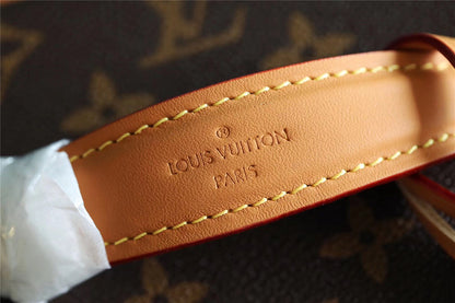 Franco Shops - Louis Vuittons  - 10443