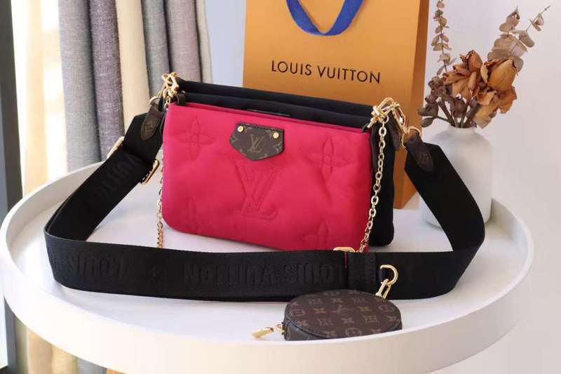 The Franco Shops - Louis Vuittons  - 12104