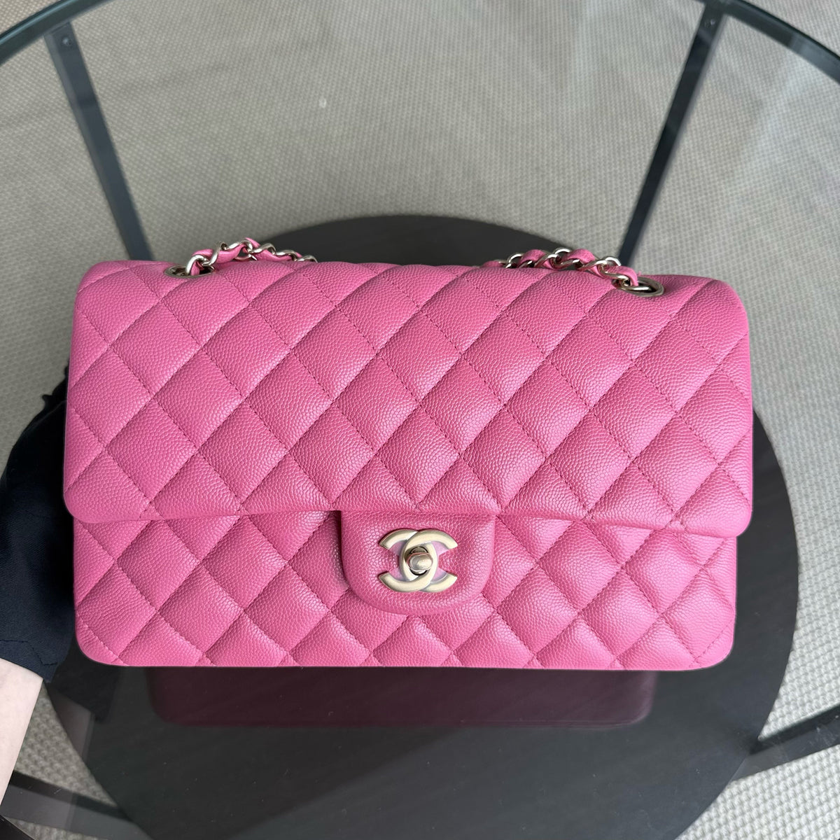 Chanel Classic Flap Medium - Caviar 25CM Quilted Pink Gold Hardware Series 27