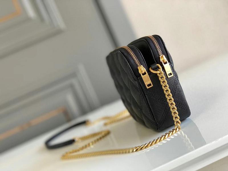 Yves Saint Laurent - Bags   204
