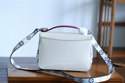 The Franco Shops - Louis Vuittons  - 7868