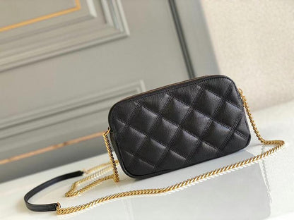 Yves Saint Laurent - Bags   204