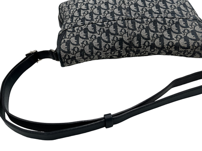 Christian Dior Vintage Cd Flap Messenger Bag Diorissimo Canvas Navy Canvas Shoulder Bag Bag ()