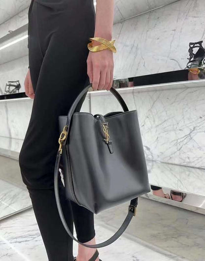 Yves Saint Laurent - Bags