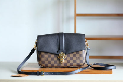 The Franco Shops - Louis Vuittons  - 7856