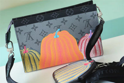 Franco Shops - Louis Vuittons  - 9945