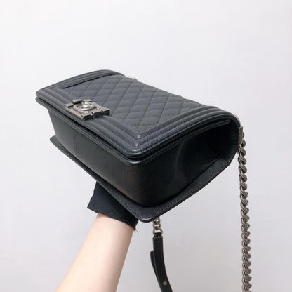 Le Boy Old Medium Caviar Black RHW