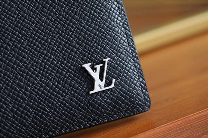 Franco Shops - Louis Vuittons  - 10961