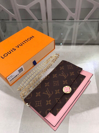 Franco Shops - Louis Vuittons  - 9175