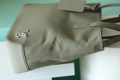 Franco Shops - Louis Vuittons  - 9906